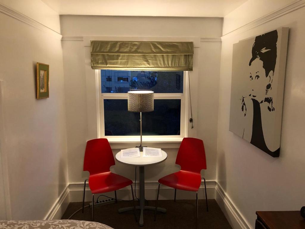 Portland International Guesthouse Buitenkant foto